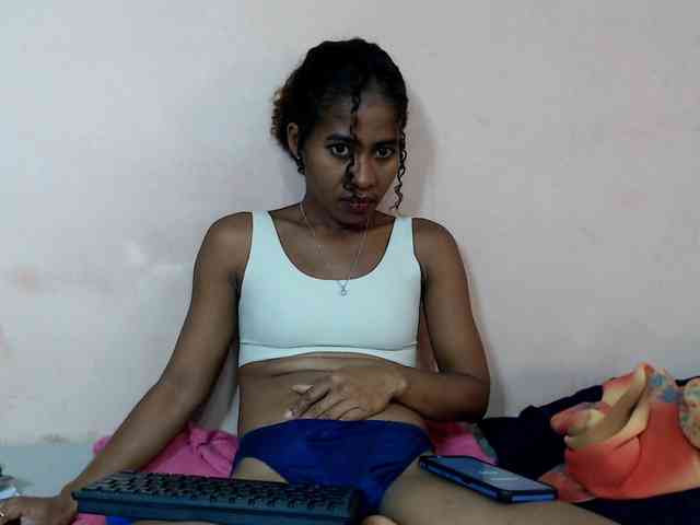 DonnelaQuin webcam