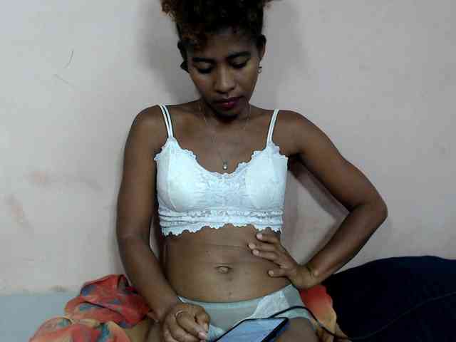 DonnelaQuin webcam