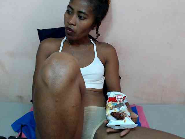 DonnelaQuin webcam