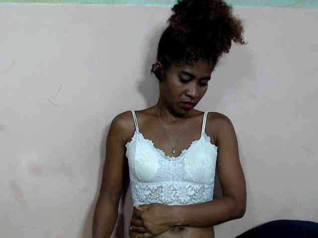 DonnelaQuin webcam