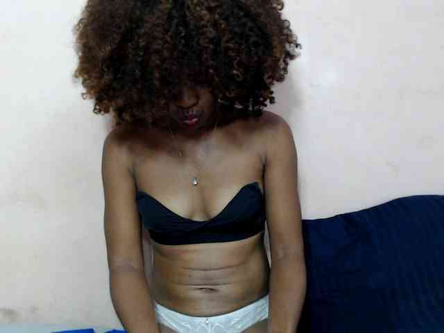 DonnelaQuin webcam