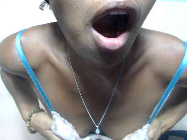 DonnelaQuin webcam