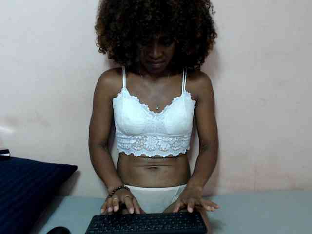 DonnelaQuin webcam