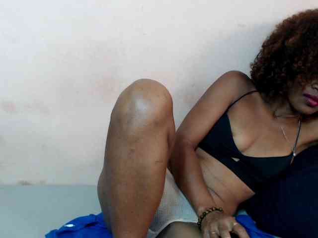 DonnelaQuin webcam