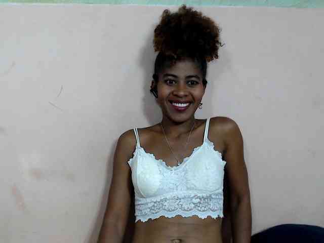 DonnelaQuin webcam