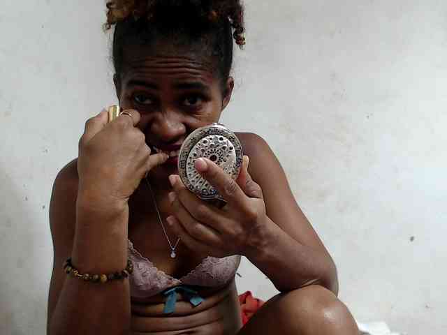 DonnelaQuin webcam
