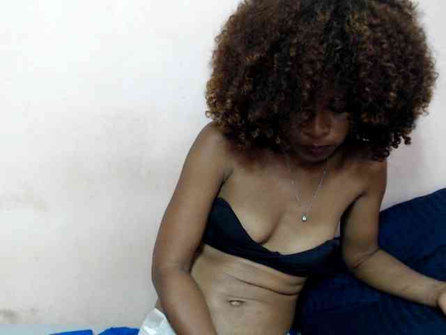 DonnelaQuin webcam