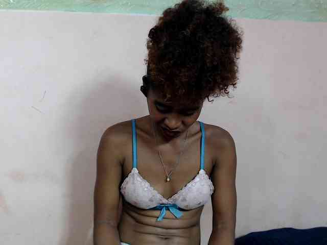 DonnelaQuin webcam