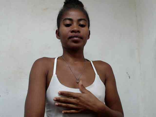 DonnelaQuin webcam