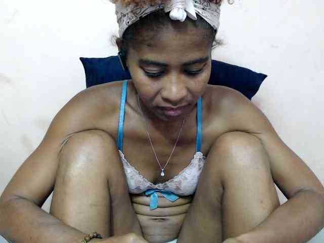 DonnelaQuin webcam