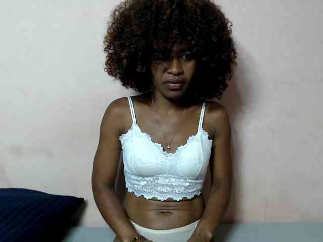 DonnelaQuin webcam