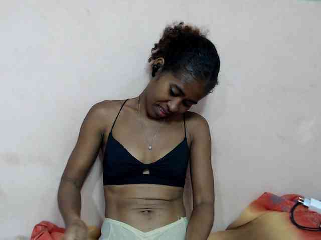 DonnelaQuin webcam