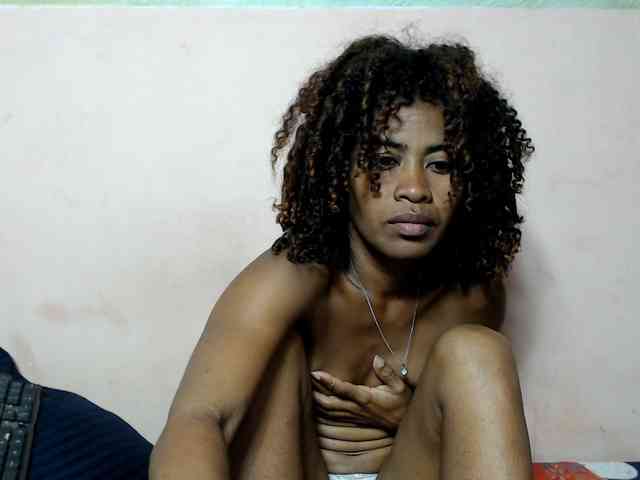 DonnelaQuin webcam