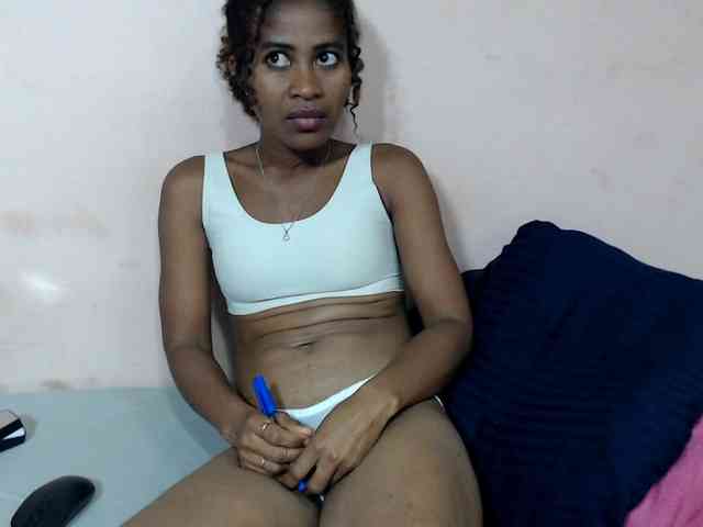 DonnelaQuin webcam