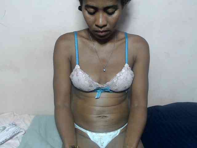 DonnelaQuin webcam
