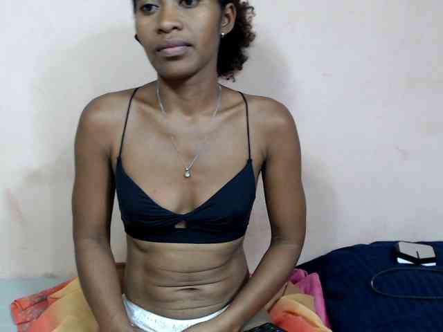 DonnelaQuin webcam