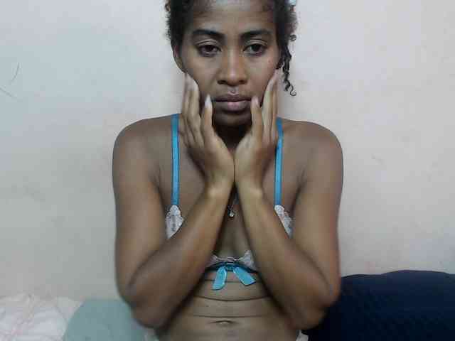 DonnelaQuin webcam