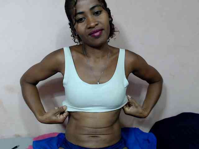 DonnelaQuin webcam
