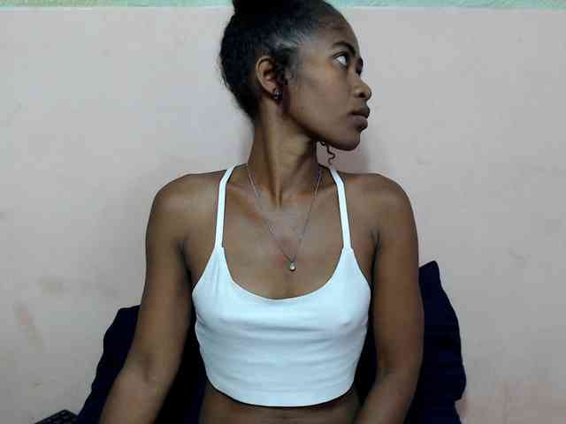 DonnelaQuin webcam