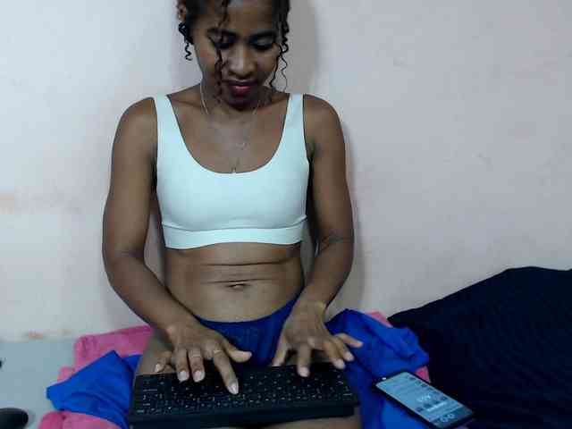 DonnelaQuin webcam