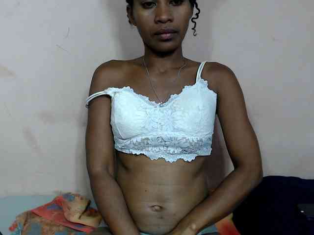 DonnelaQuin webcam