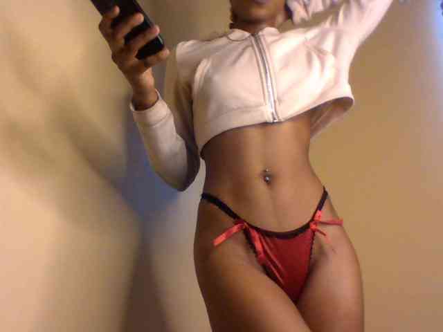 LolaMyst webcam