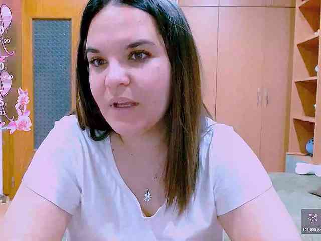 minnie-ella bongacams