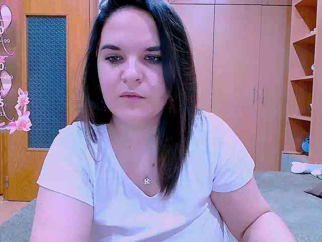 minnie-ella webcam