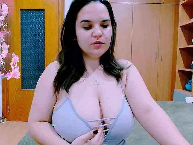minnie-ella webcam