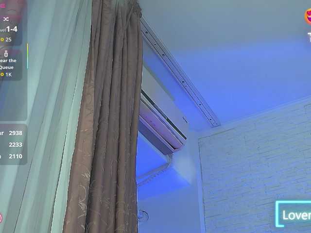 ArielFoxy from BongaCams