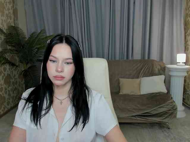 LolaSprinkle webcam