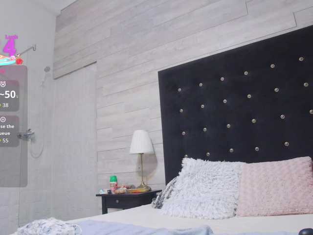 Ella-Lizzie's BongaCams show and profile