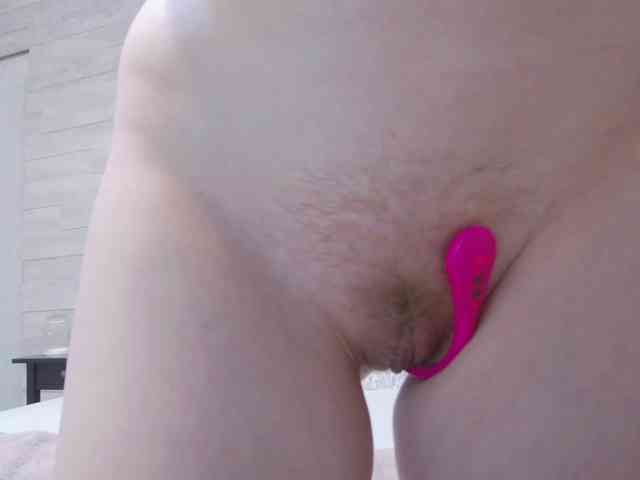 Ella-Lizzie webcam