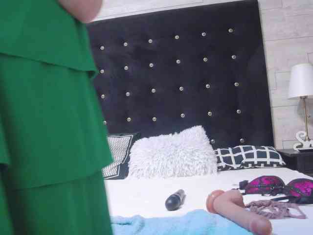 Ella-Lizzie webcam