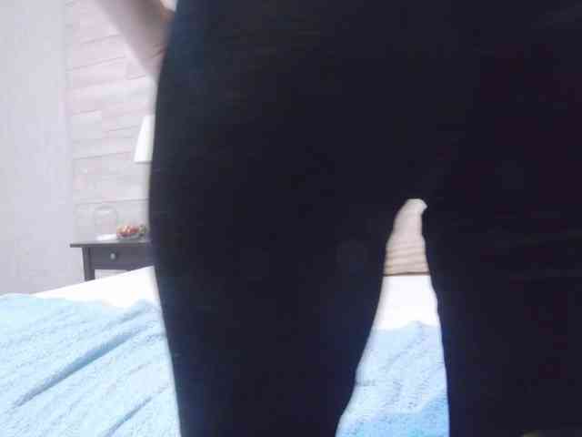 Ella-Lizzie webcam