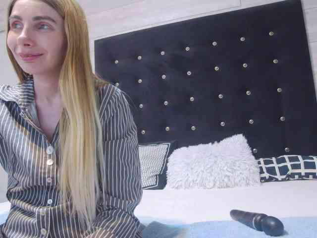 Ella-Lizzie webcam