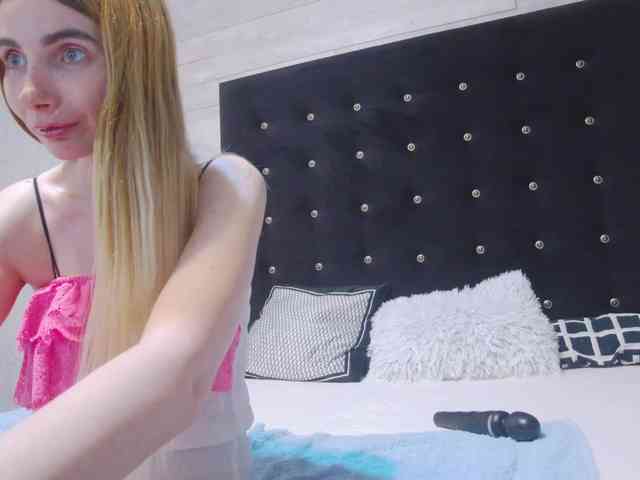 Ella-Lizzie webcam