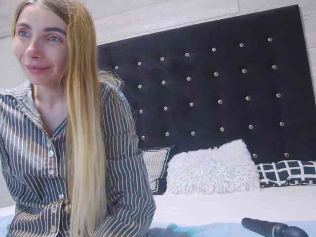 Ella-Lizzie webcam