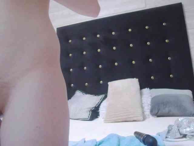 Ella-Lizzie webcam
