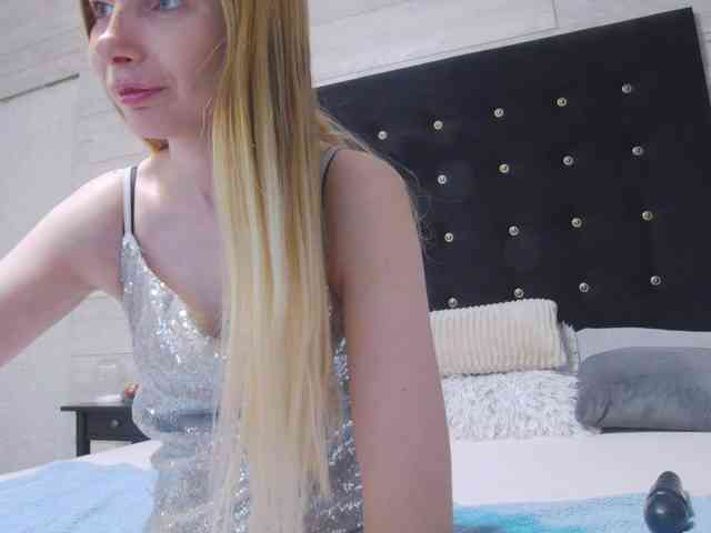 Ella-Lizzie webcam