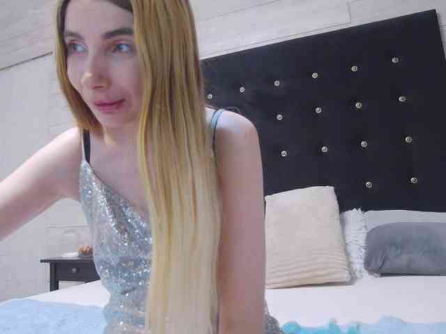 Ella-Lizzie webcam