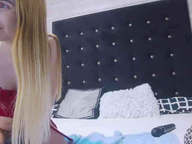 Ella-Lizzie webcam