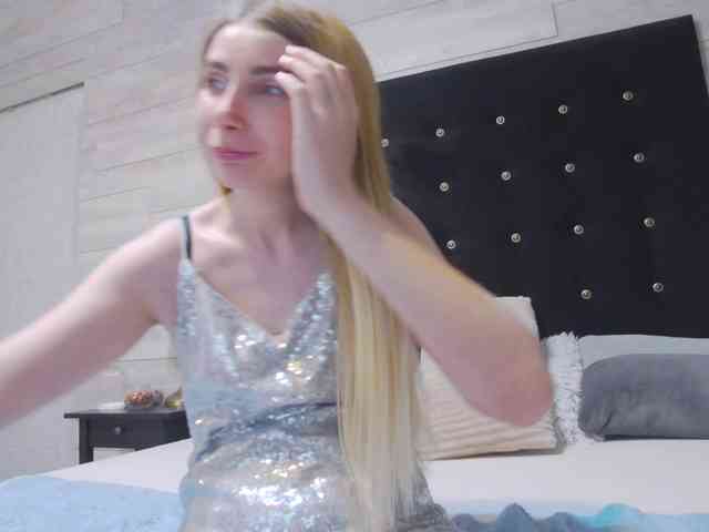 Ella-Lizzie webcam