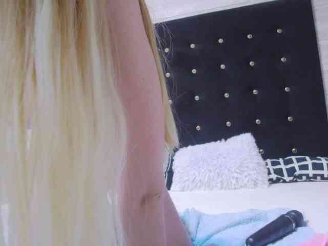Ella-Lizzie webcam