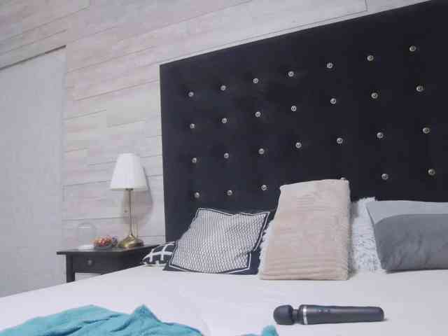 Ella-Lizzie webcam