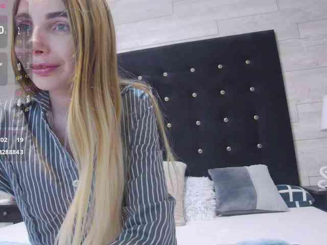 Ella-Lizzie webcam