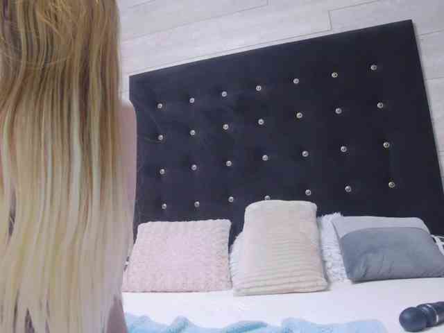 Ella-Lizzie webcam