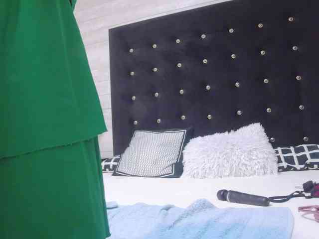 Ella-Lizzie webcam