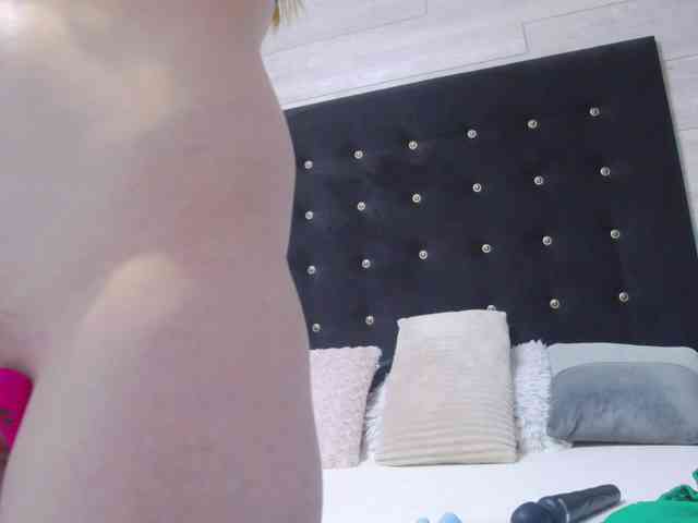 Ella-Lizzie webcam