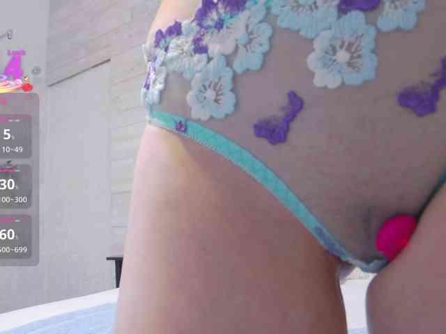 Ella-Lizzie Ella-Lizzie